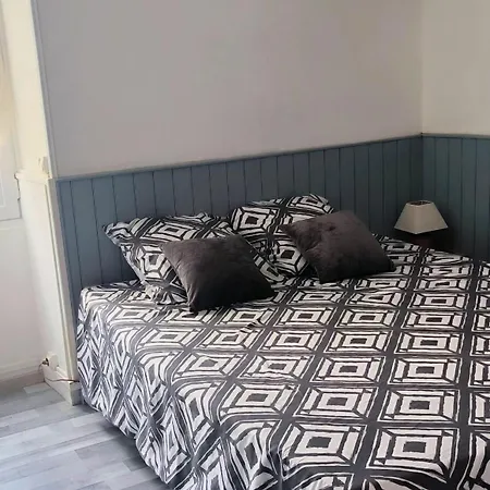 La Haute * شوفيني