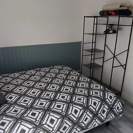 La Haute شوفيني